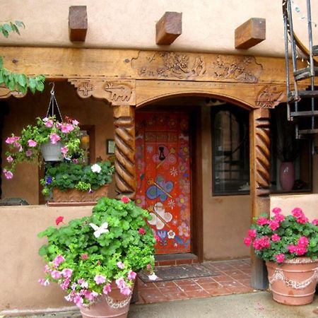 La Dona Luz Inn An Historic B&B Taos Exterior photo